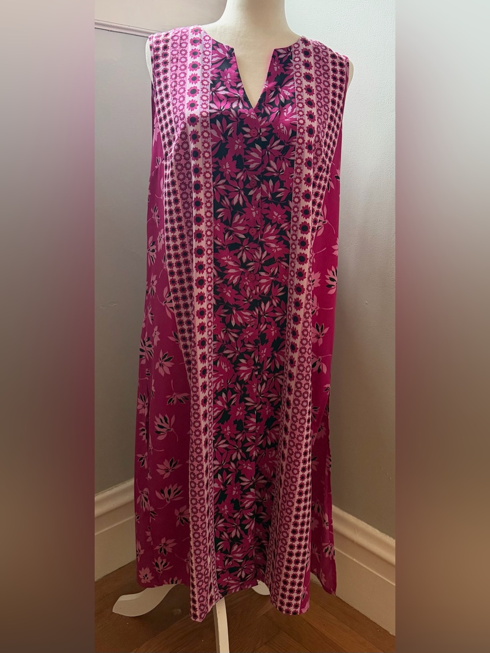 Bob Mackie Wearable Art Beach Cover Up Medium Pink Floral Kaftan Duster Resort